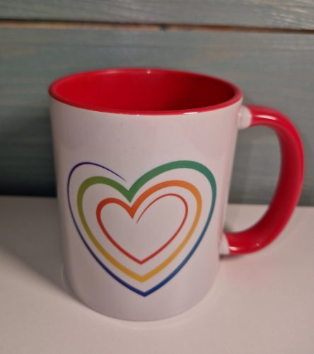 Szivárvány szíves bögre