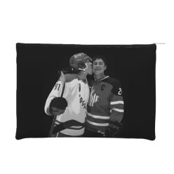 Heated Rivalry sminktáska