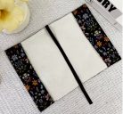 Könyv védőborító - fekete, virágos