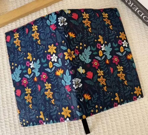 Könyv védőborító - kék, virágos